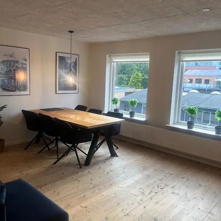 Apartamento 3 Vaerelses *